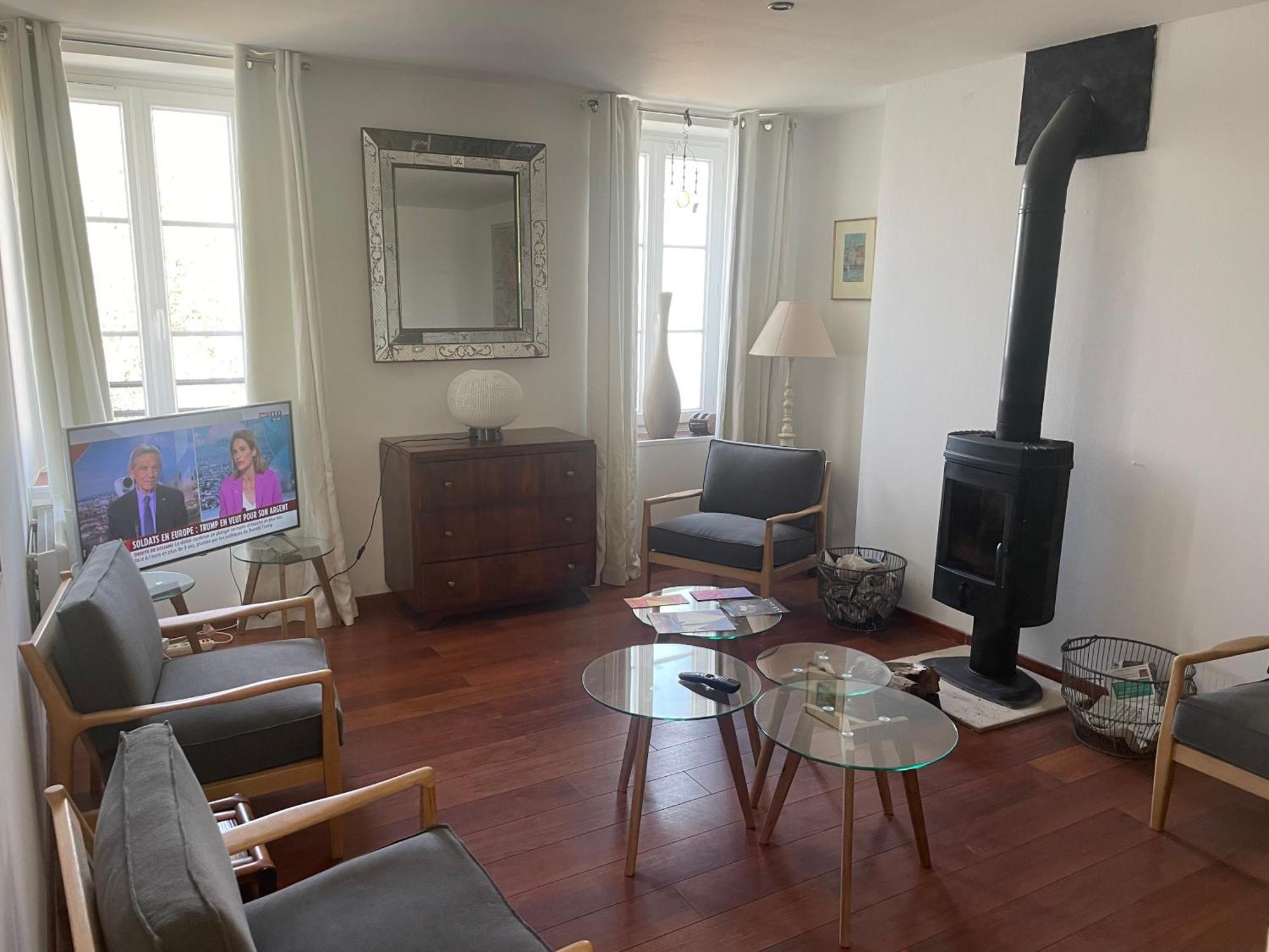 Domaine Spa Perret-Chateau Artdeco Mastersuite En B&B Et-Ou Gite De Charme-Giverny A 3Mn-Jardins Monet-Le Vexin-Piscine Ete-Parc 3Ha-Aire De Jeux Enfants-Pingpong-Options Breakfast-Diner-Billard-Sauna-Fitness-Hammam-Promo 2Nuits En Sus Jacuzzi 1H Off Sainte-Genevieve-les-Gasny Room photo