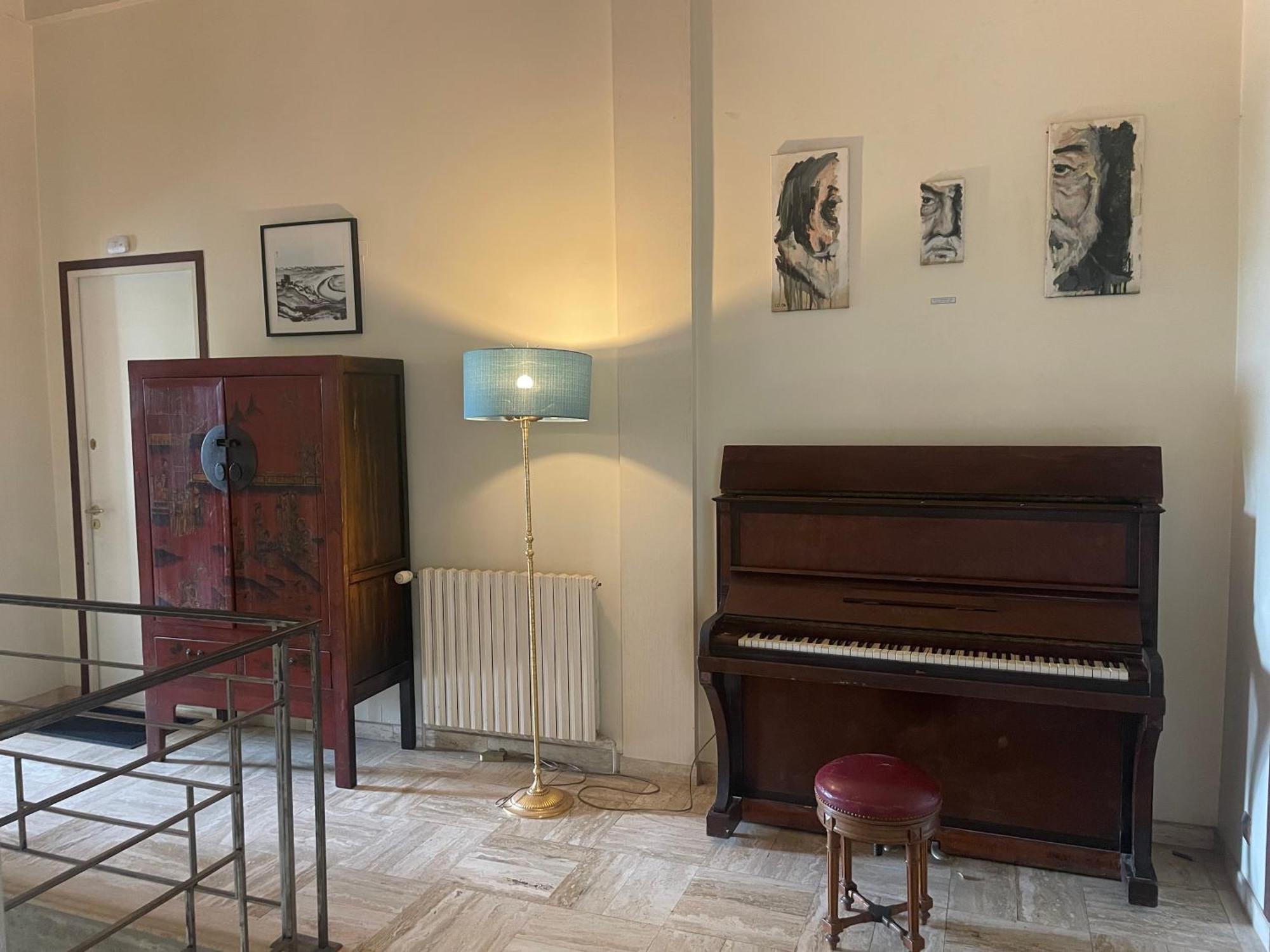 Domaine Spa Perret-Chateau Artdeco Mastersuite En B&B Et-Ou Gite De Charme-Giverny A 3Mn-Jardins Monet-Le Vexin-Piscine Ete-Parc 3Ha-Aire De Jeux Enfants-Pingpong-Options Breakfast-Diner-Billard-Sauna-Fitness-Hammam-Promo 2Nuits En Sus Jacuzzi 1H Off Sainte-Genevieve-les-Gasny Room photo
